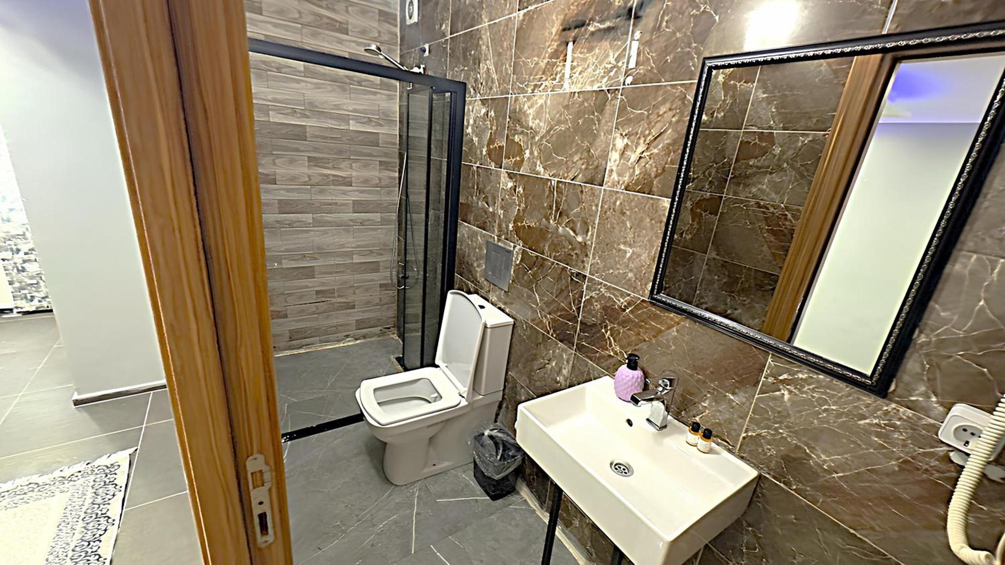 Grand Lara Hotel & Apartments Istanbul Bilik gambar